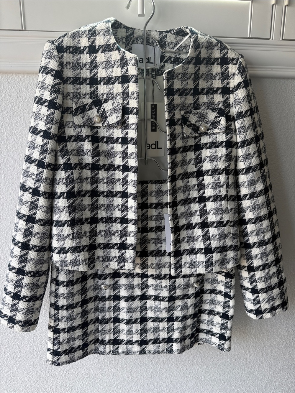 NWT Black and White Check Tweed Jacket and Skirt Set